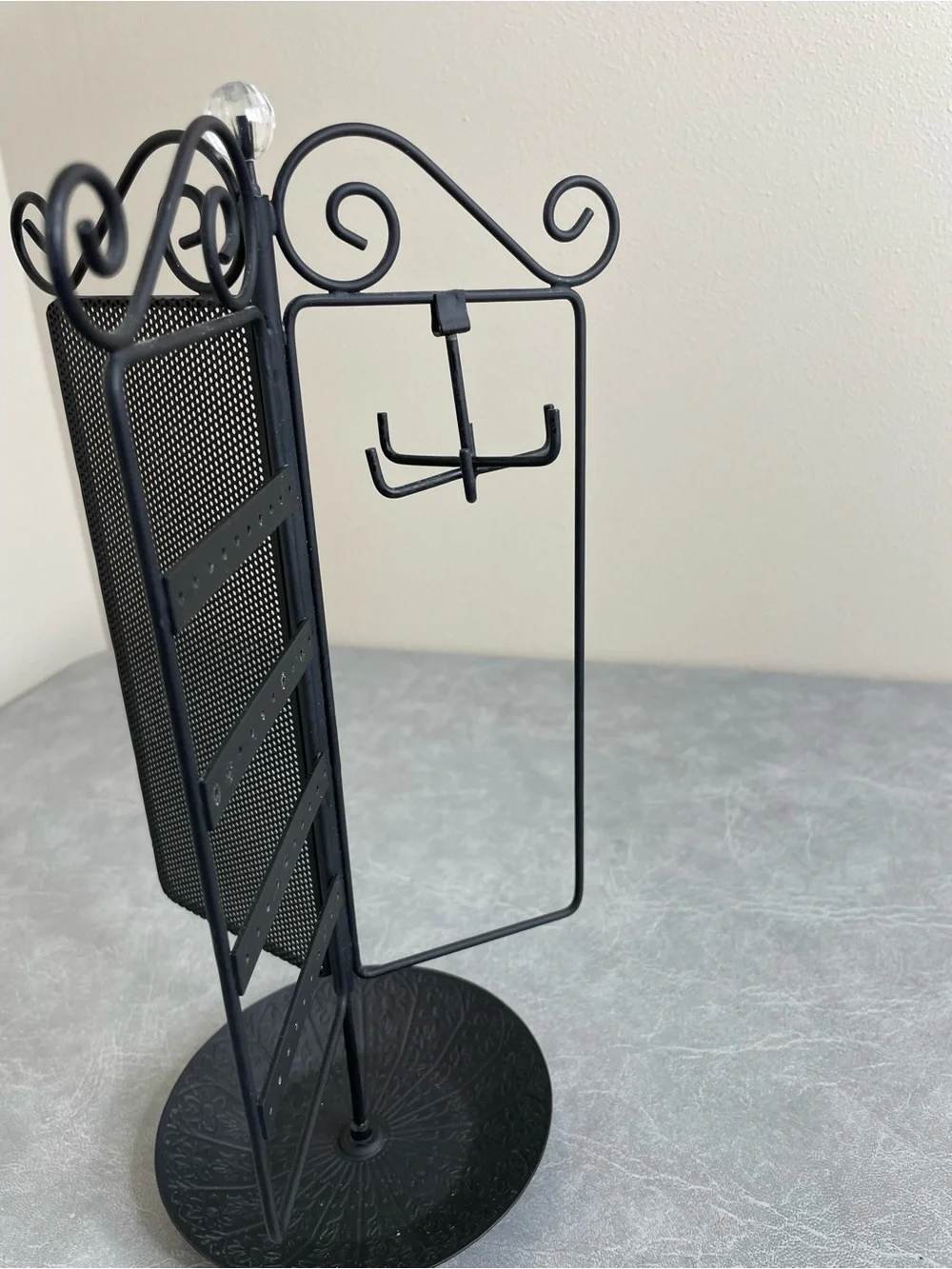 Black Rotating Jewelry & Earring Organizer Stand